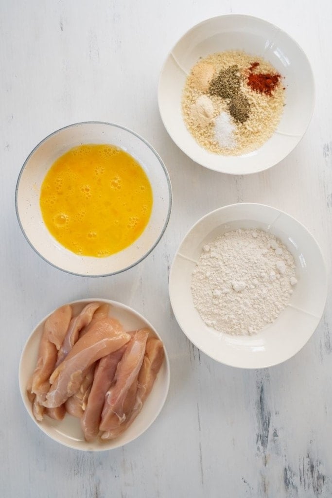 Ingredients needed to make air fryer chicken tenders with panko breadcrumbs