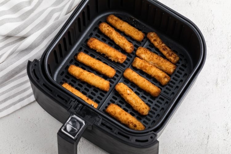 Cooked fish sticks in air fryer