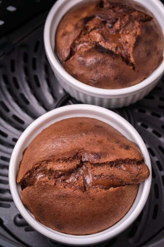 Cooked Molten Lava Cakes in air fryer