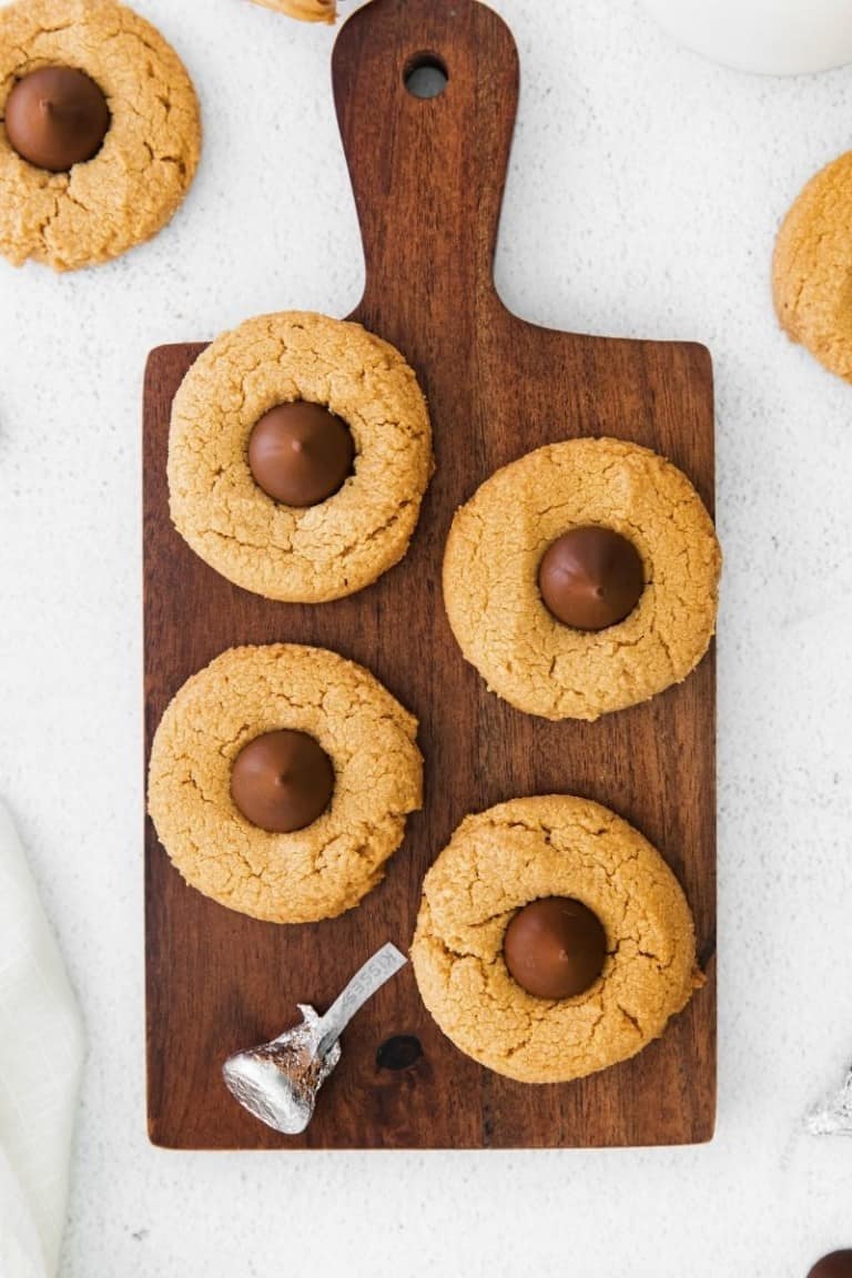 35 Easy Christmas Cookie Recipes with Few Ingredients
