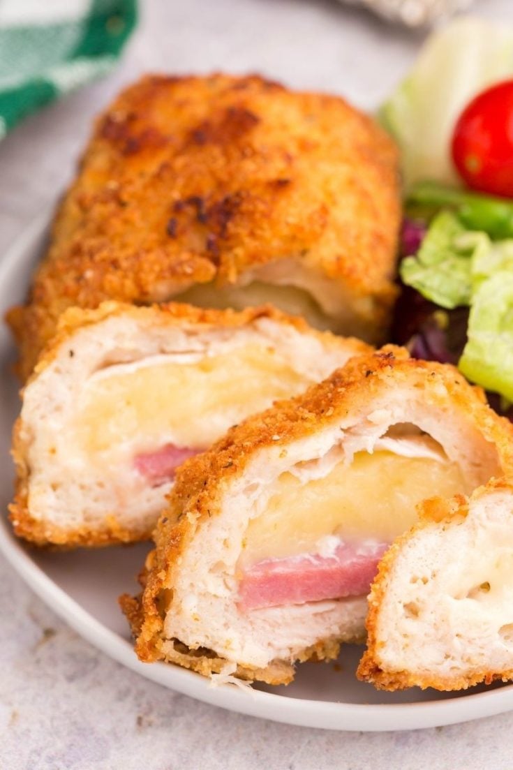 Delicious and breaded chicken cordon bleu in air fryer