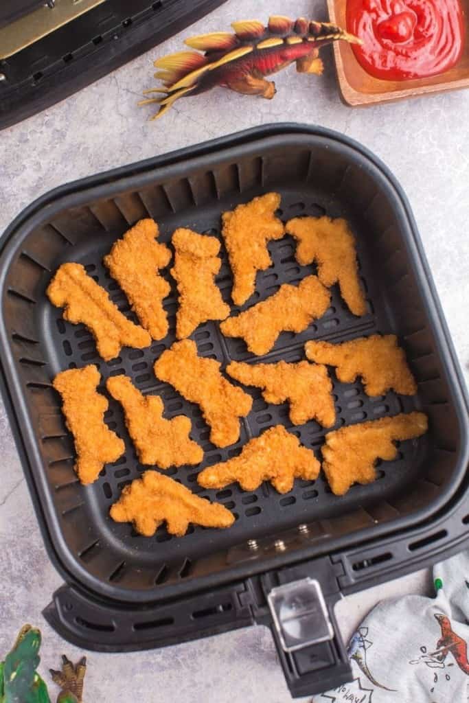 single layer of dino nuggets in air fryer