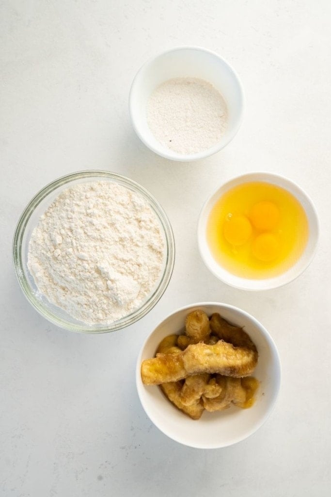 prepared ingredients for 4 ingredient banana bread