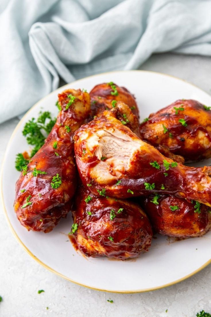 Crispy and tender chicken drumsticks made in instant pot on plate