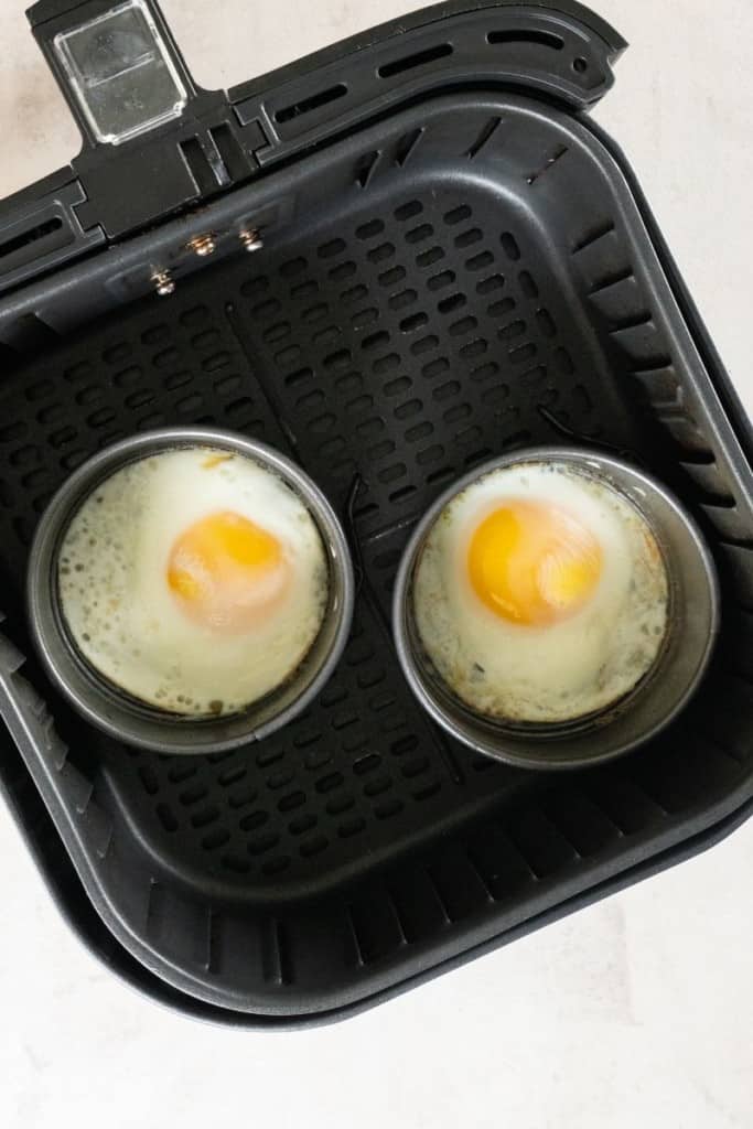 Air Fryer Fried Eggs 