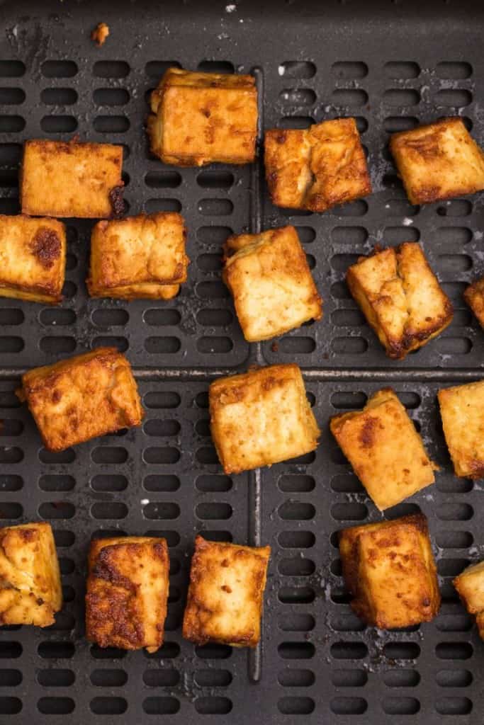 air fryer basket with crispy tofu