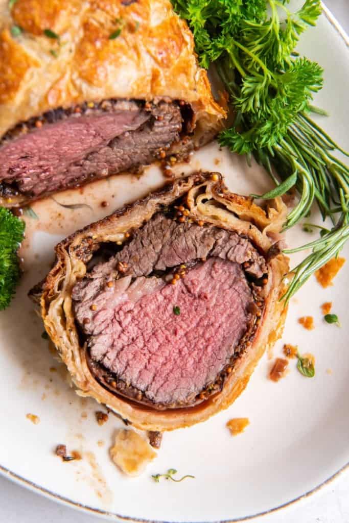 sliced beef wellington without mushrooms