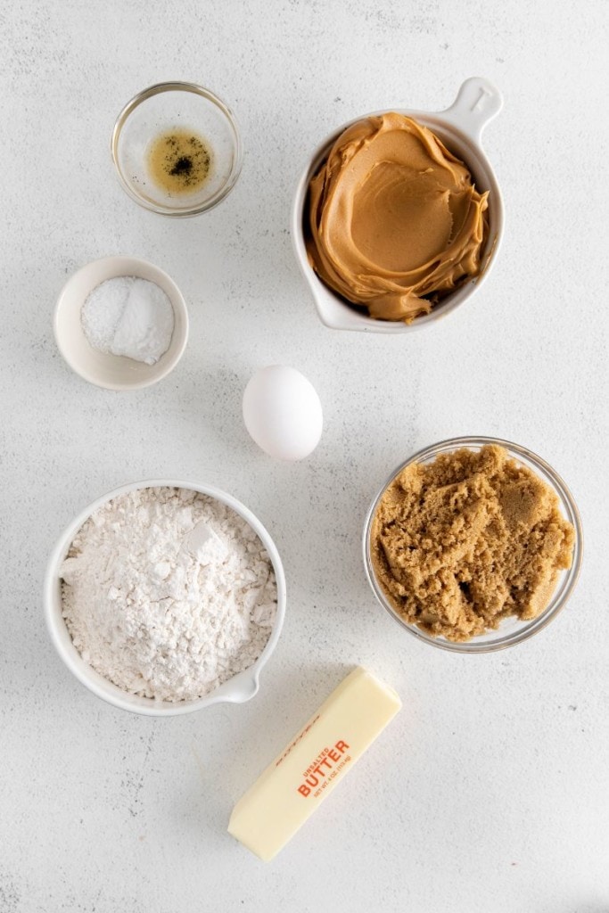 ingredients to make chewy peanut butter cookies