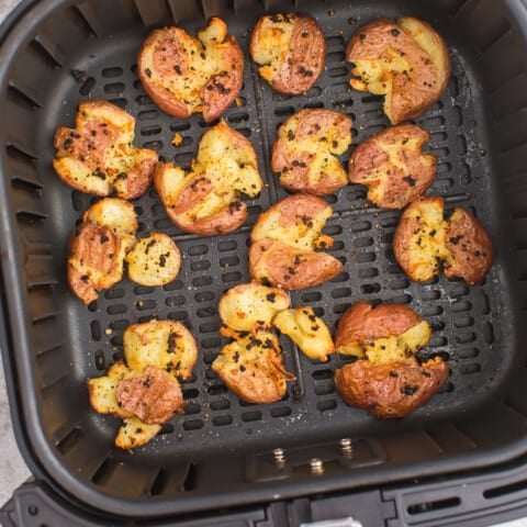 air fryer smashed baby potatoes in air fryer basket