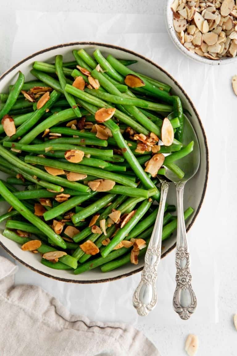 green beans with almonds on a plate