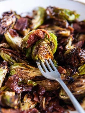 pile of air fryer brussels sprouts
