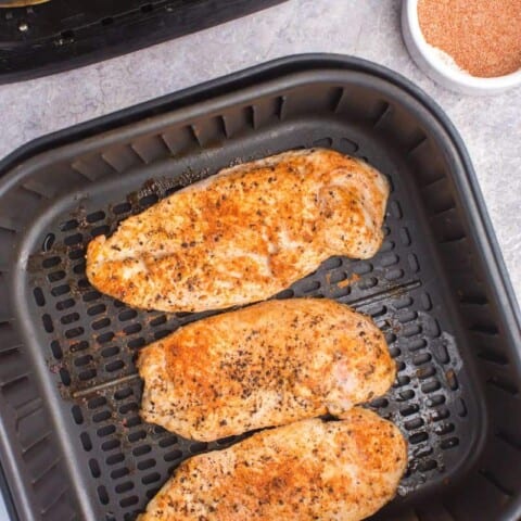 three pieces of cooked chicken