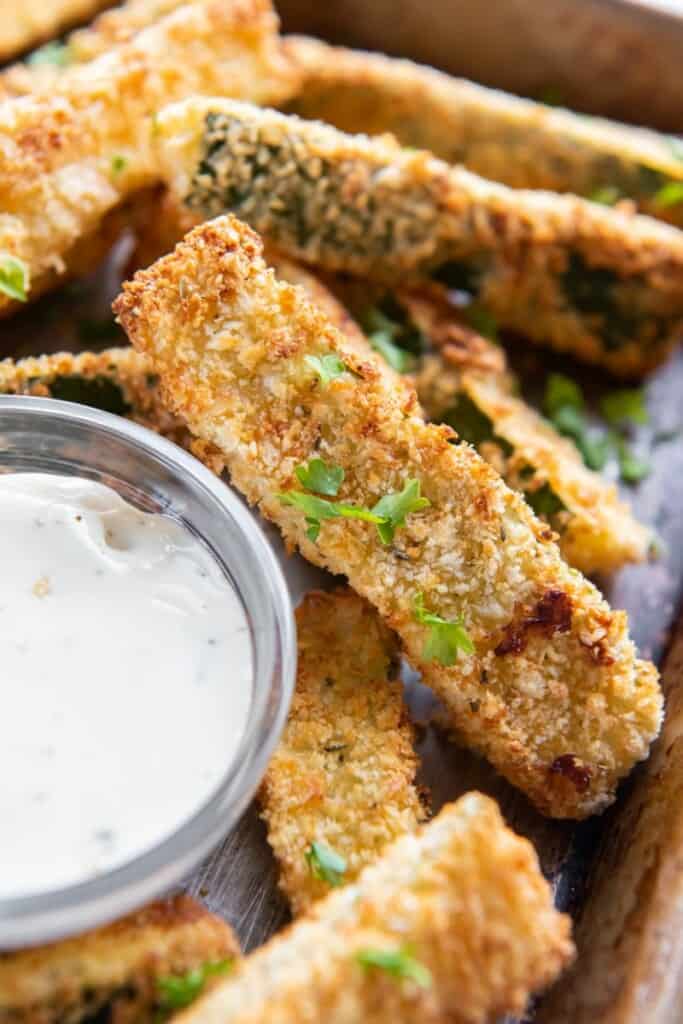 air fryer zucchini fries with dipping sauce