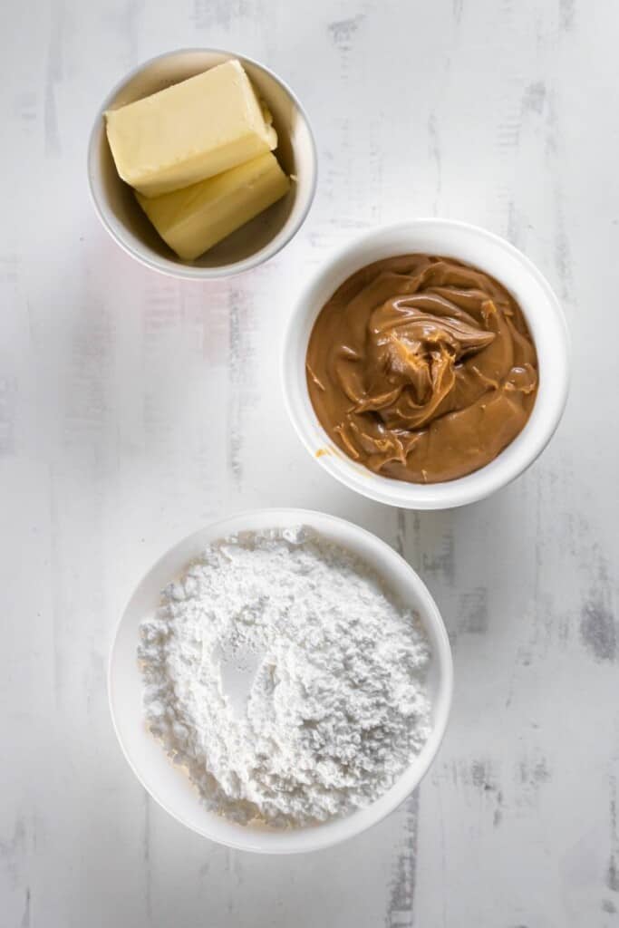 ingredientes para hacer bolas de mantequilla de maní