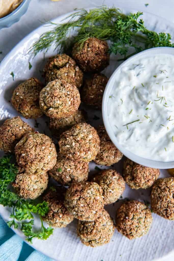falafel with dipping sauce