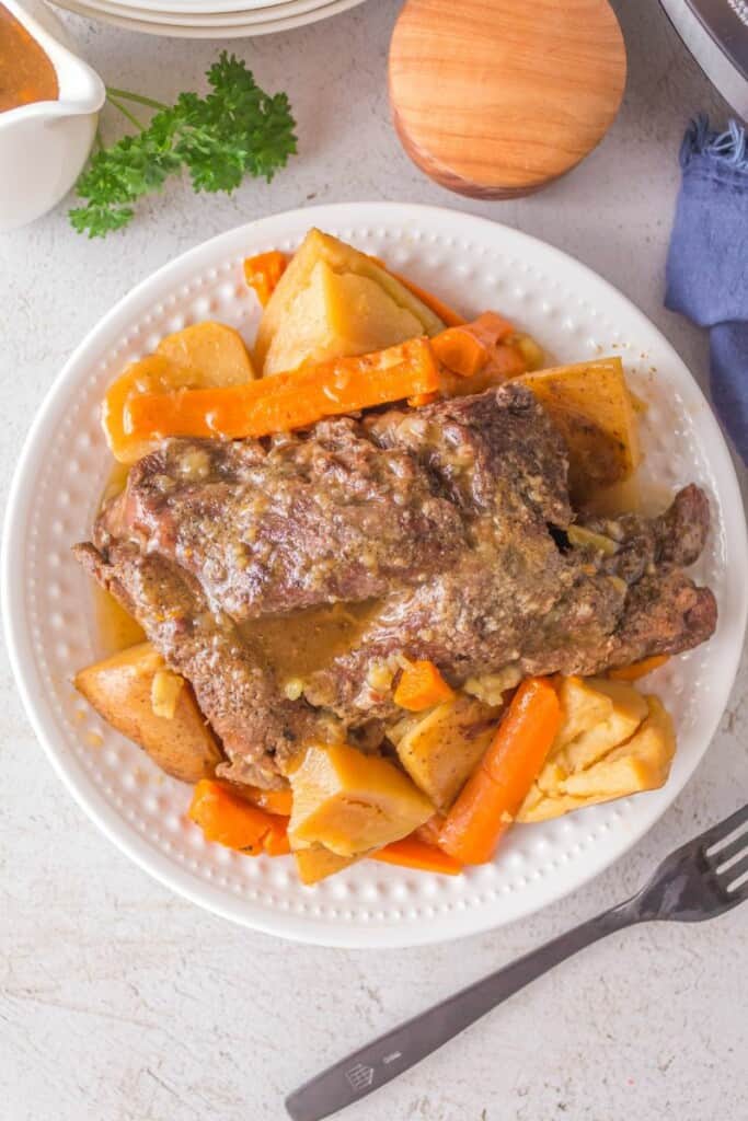 Chuck pot roast in Ninja Foodi pressure cooker - The Top Meal