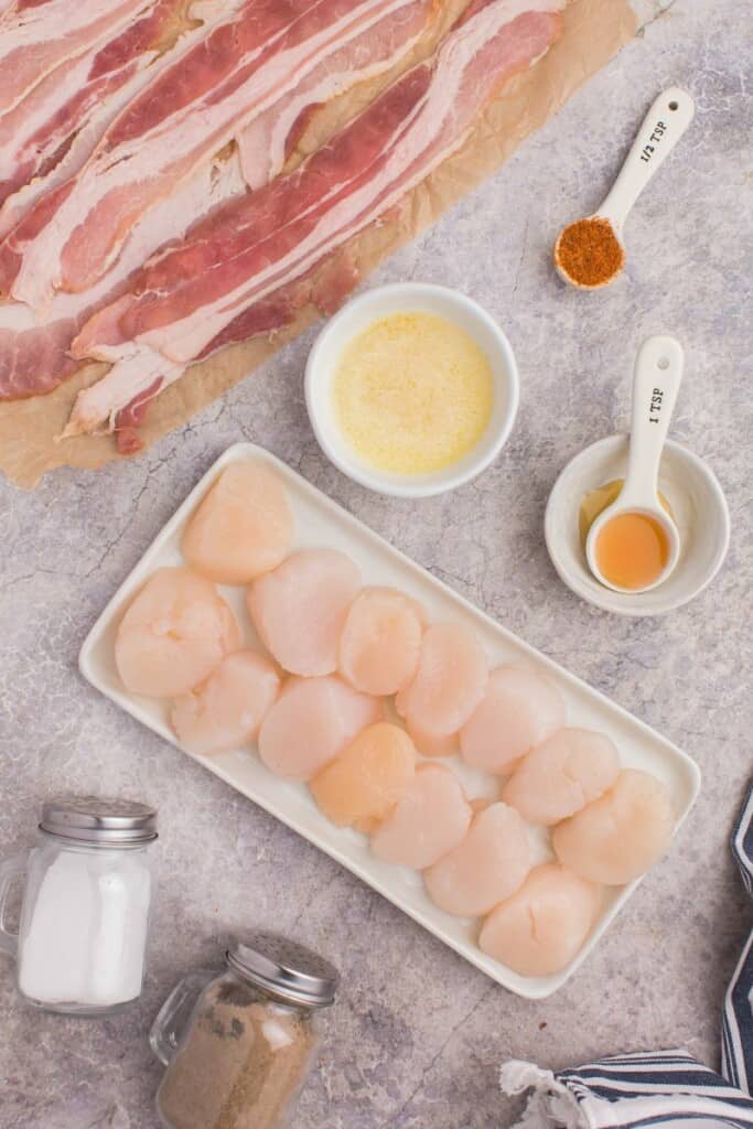 ingredients to make bacon wrapped scallops