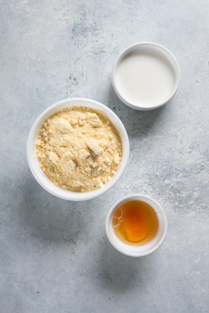 ingredients to make air fryer cornbread