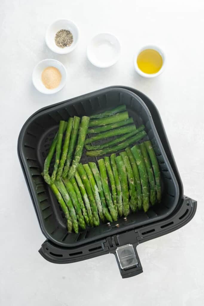 asparagus in air fryer basket