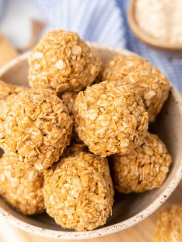 close up of 3 Ingredient Peanut Butter Oatmeal Balls