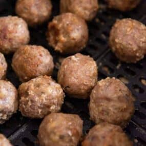 closeup of cooked meatballs