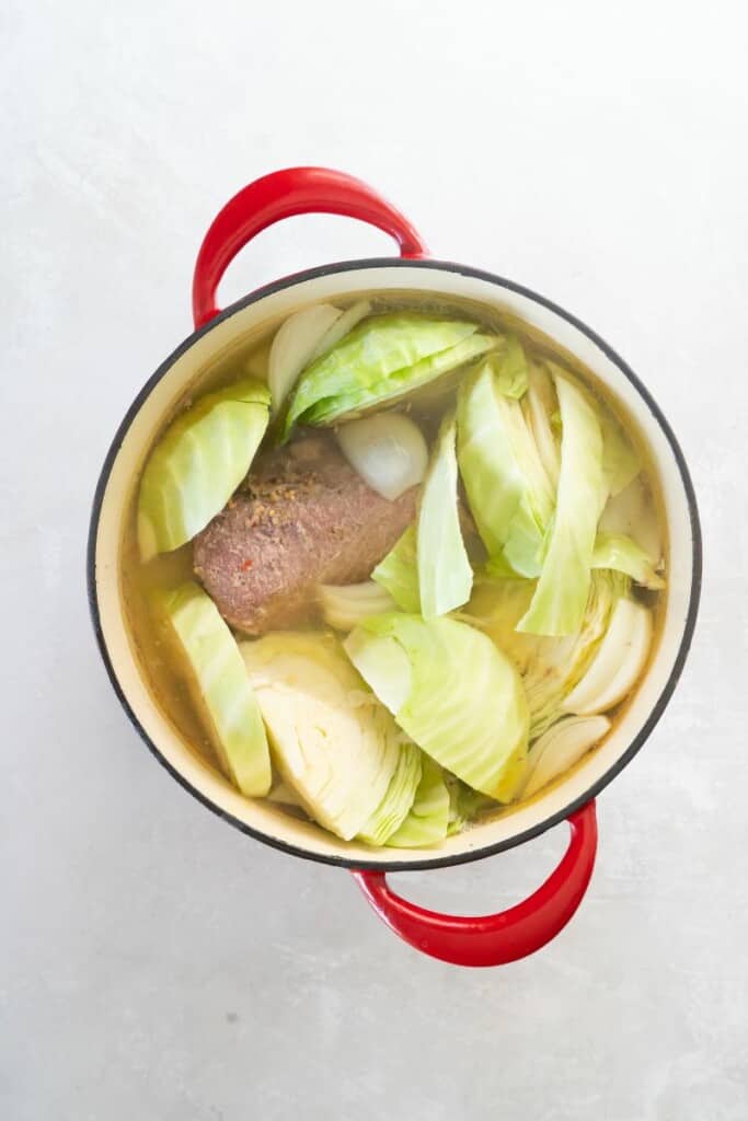 cabbage in dutch oven with beef