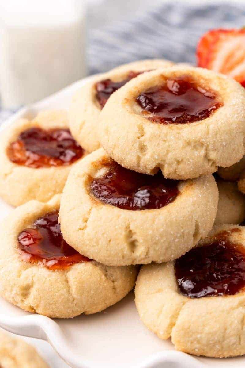 Strawberry Crunch Cheesecake Everyday Family Cooking