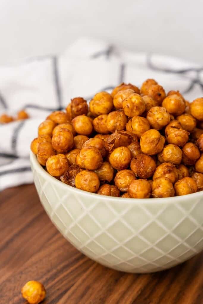 sideview of chickpeas in bowl