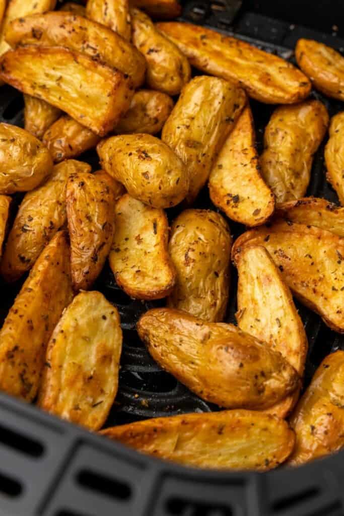 closeup of air fryer fingerling potatoes