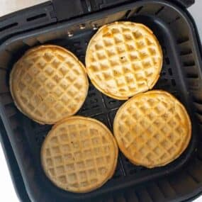cooked waffles in air fryer