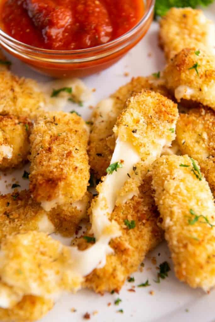 gooey mozzarella sticks