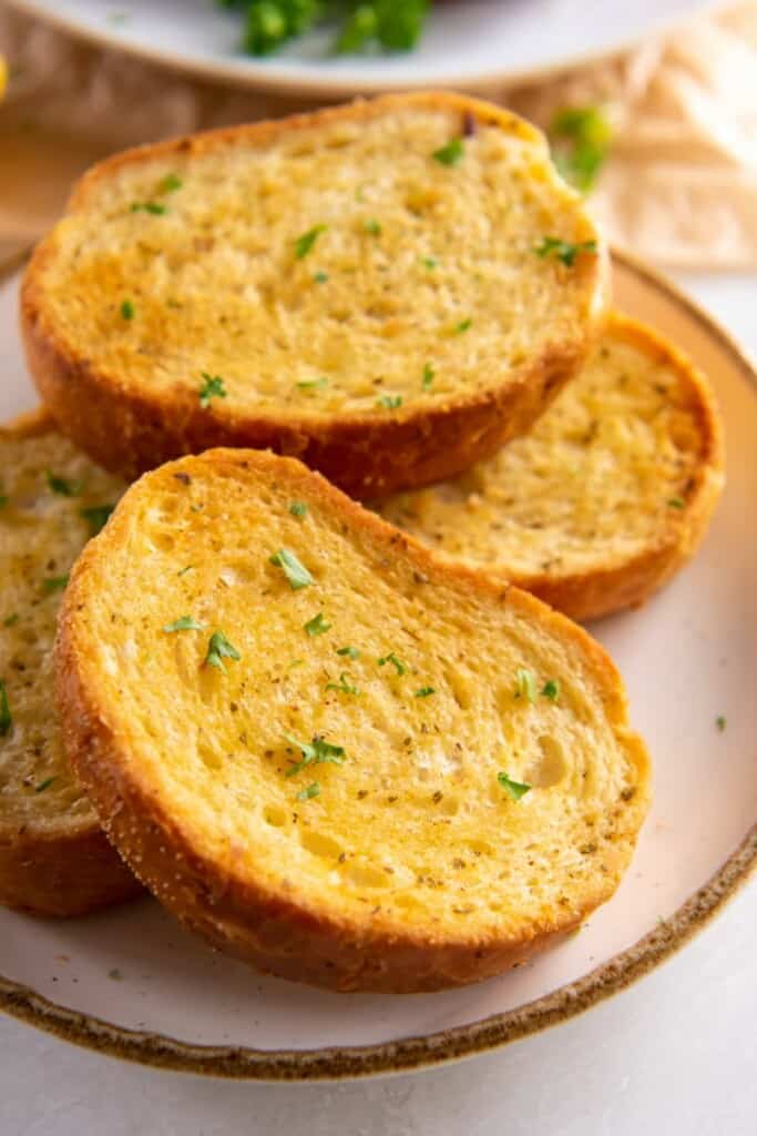 plate with pieces of texas toast