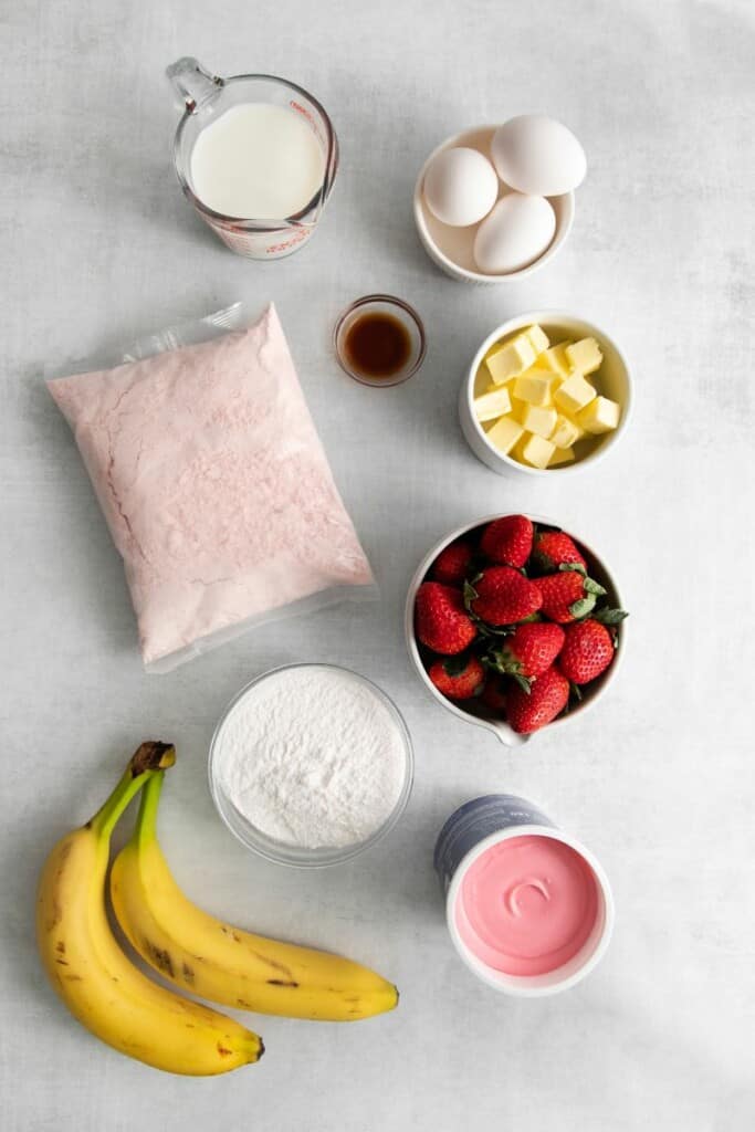 ingredients to make strawberry banana cake
