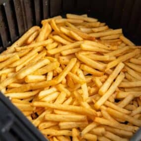 air fryer basket with french fries