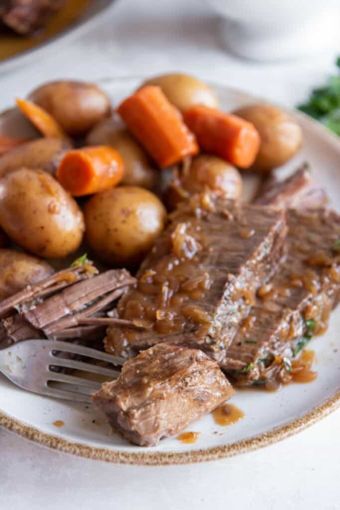 Crockpot London Broil: A Delicious & Effortless Beef Dinner