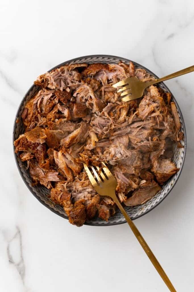 How to make BBQ Pulled Pork Sandwiches in the Ninja® Foodi® PossibleCooker™  PRO on Vimeo