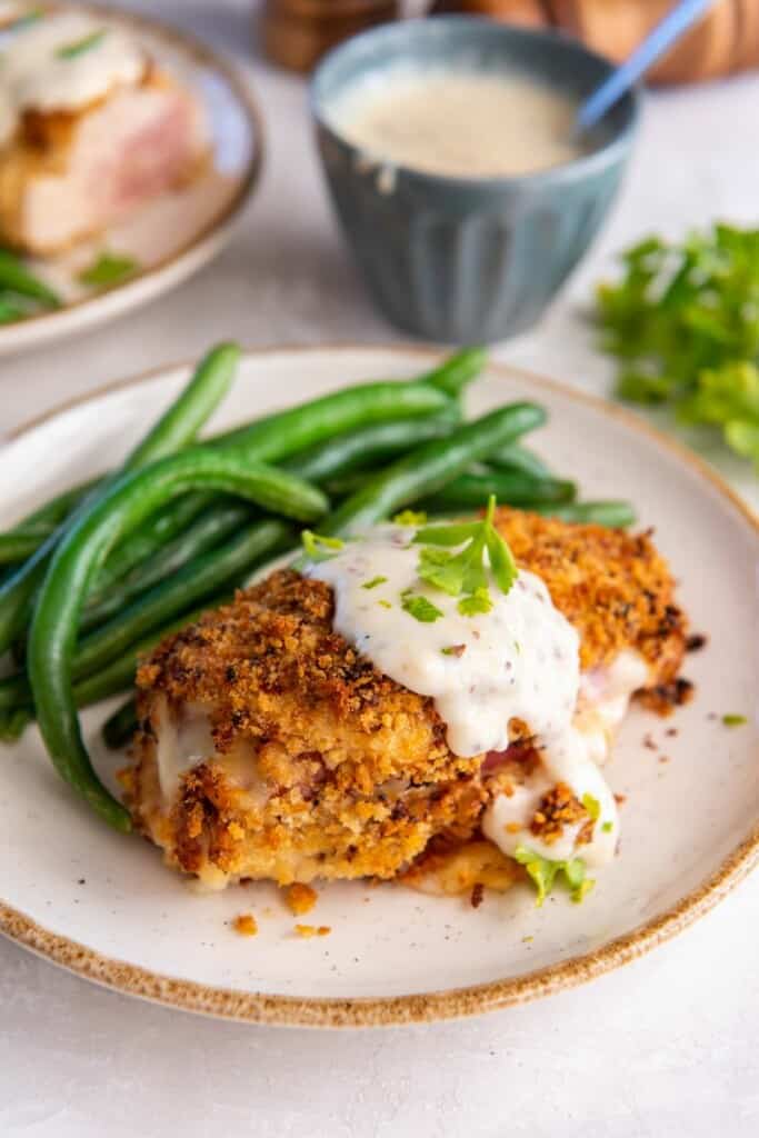 plate with chicken cordon bleu