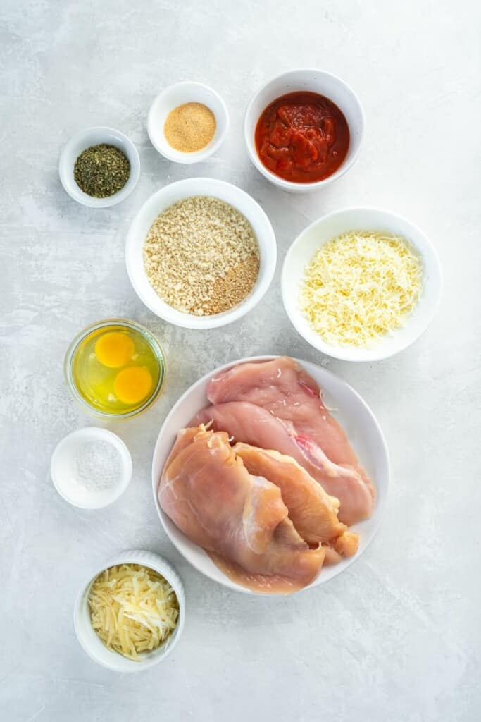 ingredients to make air fryer chicken parmesan