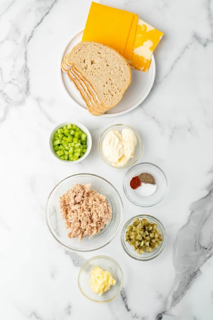 ingredients to make air fryer tuna melt