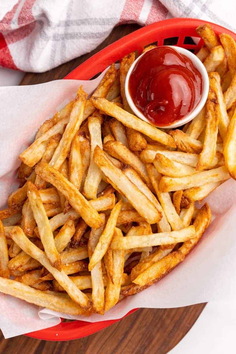 https://www.everydayfamilycooking.com/wp-content/uploads/2023/03/Ninja-Foodi-French-Fries7.jpg