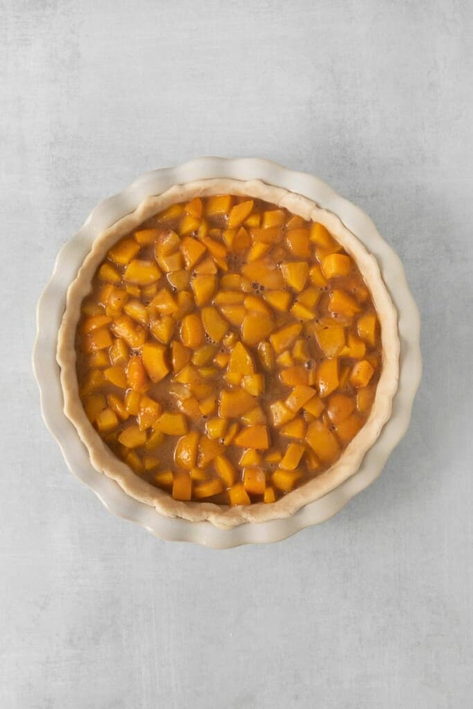 pie filling in crust