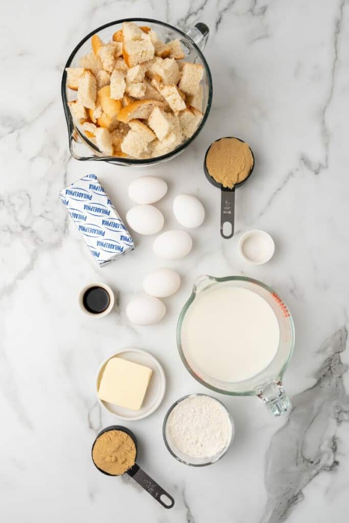 Ingredients needed to prepare crockpot french toast casserole