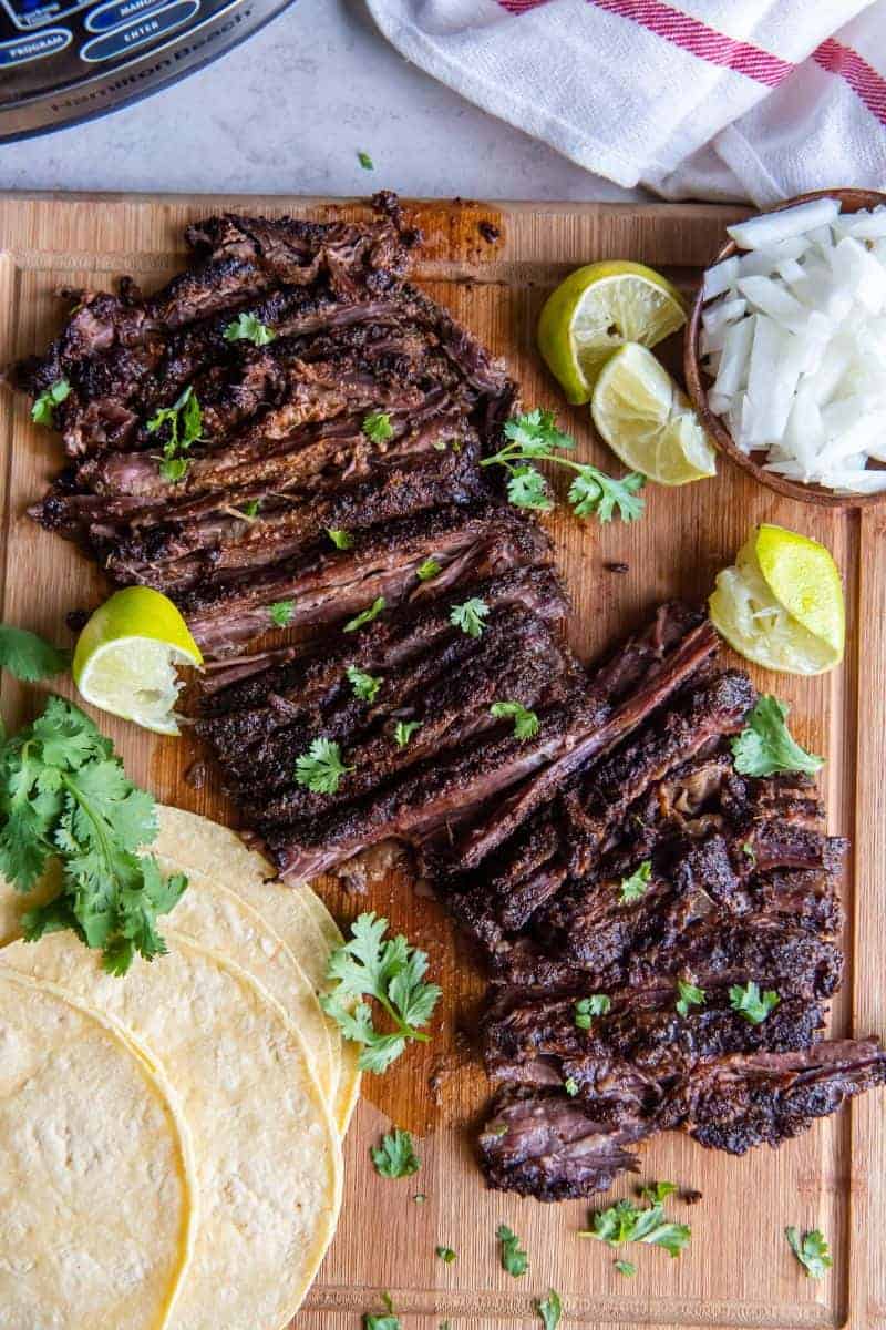 https://www.everydayfamilycooking.com/wp-content/uploads/2023/08/Skirt-Steak-in-the-Crock-Pot-10.jpg