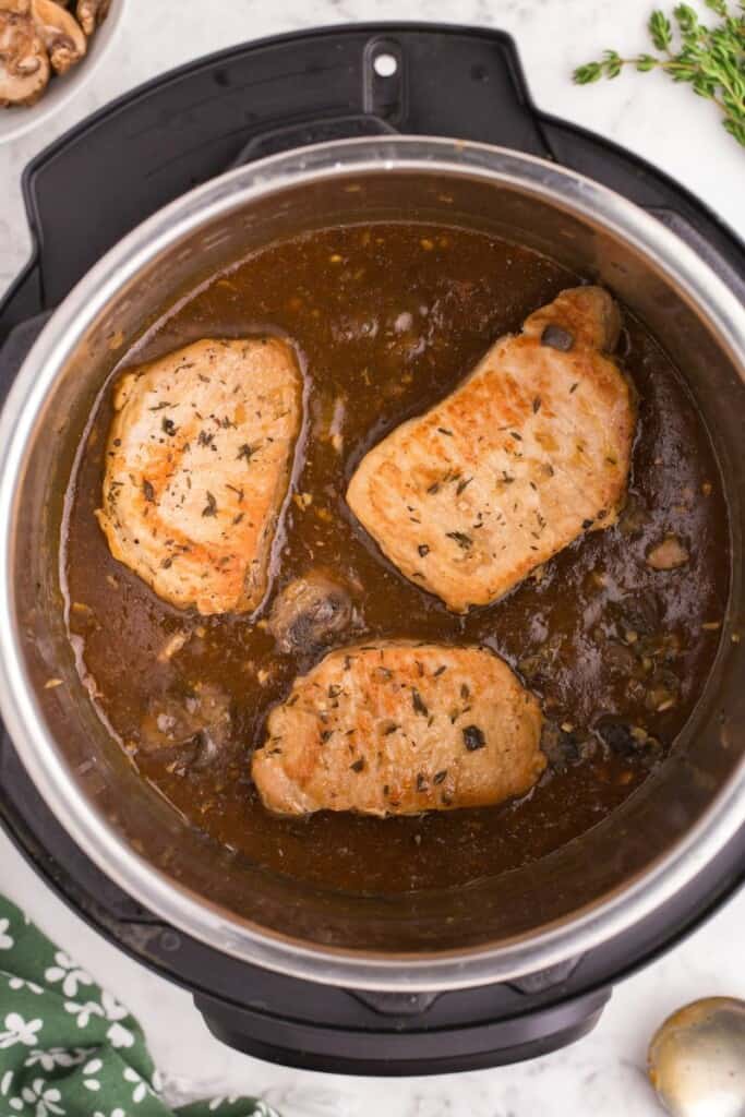 adding pork chops to mushroom gravy in pressure cooker 