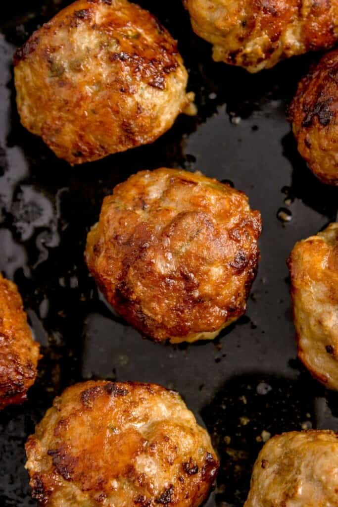 Baked meatballs without breadcrumbs in the oven 