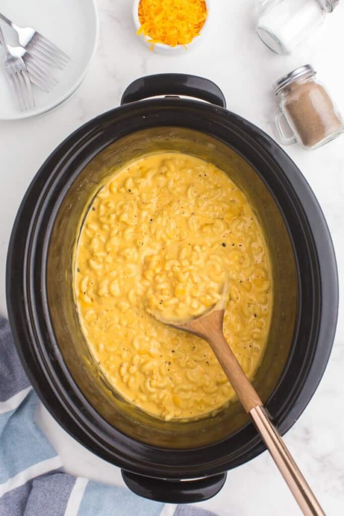 Velveeta Macaroni and Cheese Crockpot Recipe