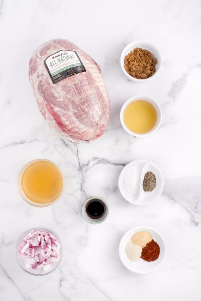 ingredients needed to make slow cooker pulled pork