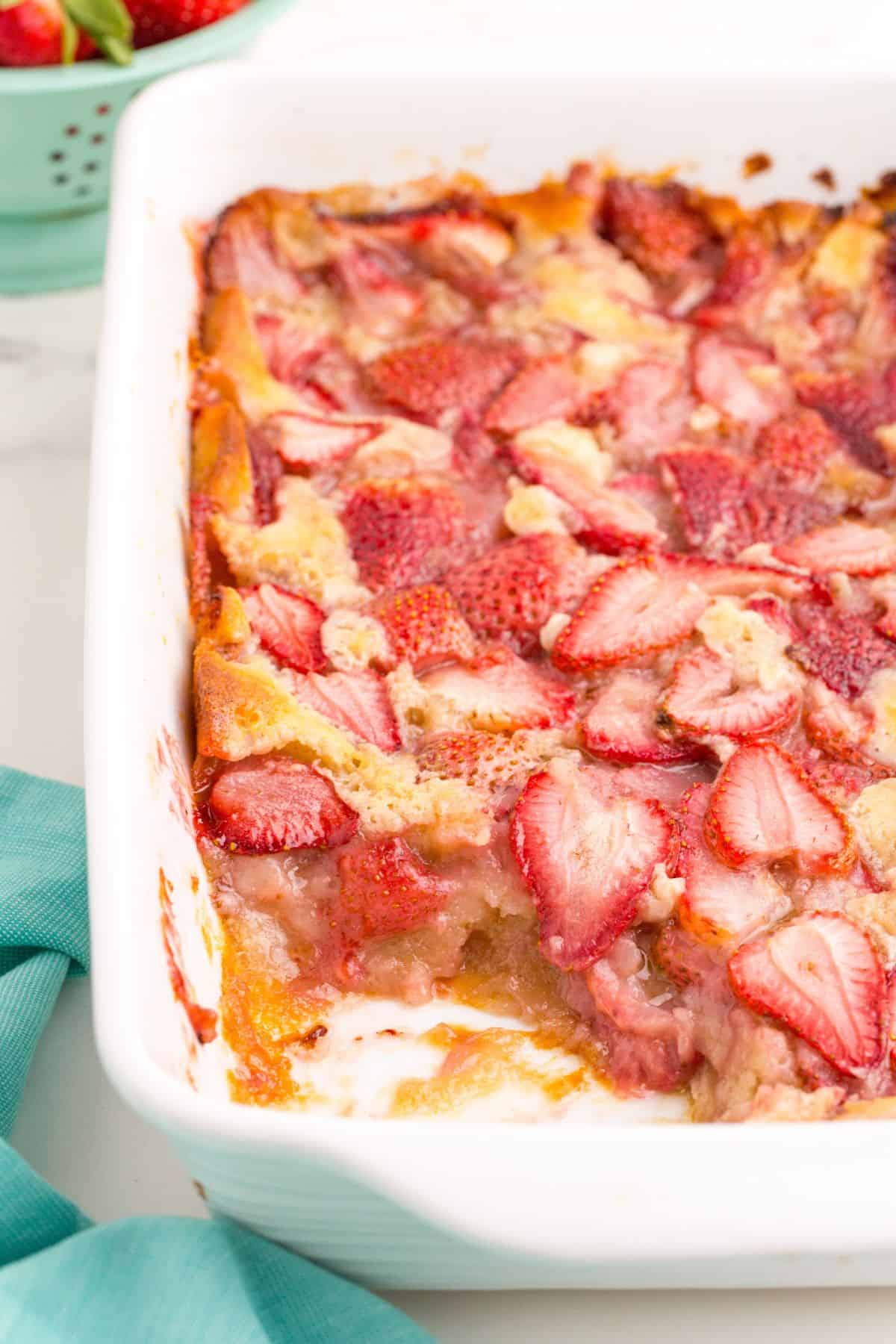 easy-strawberry-cobbler-everyday-family-cooking