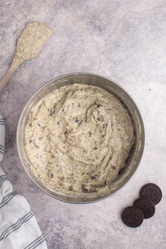 All ingredients folded together in the mixing bowl to make the completed Oreo fluff.